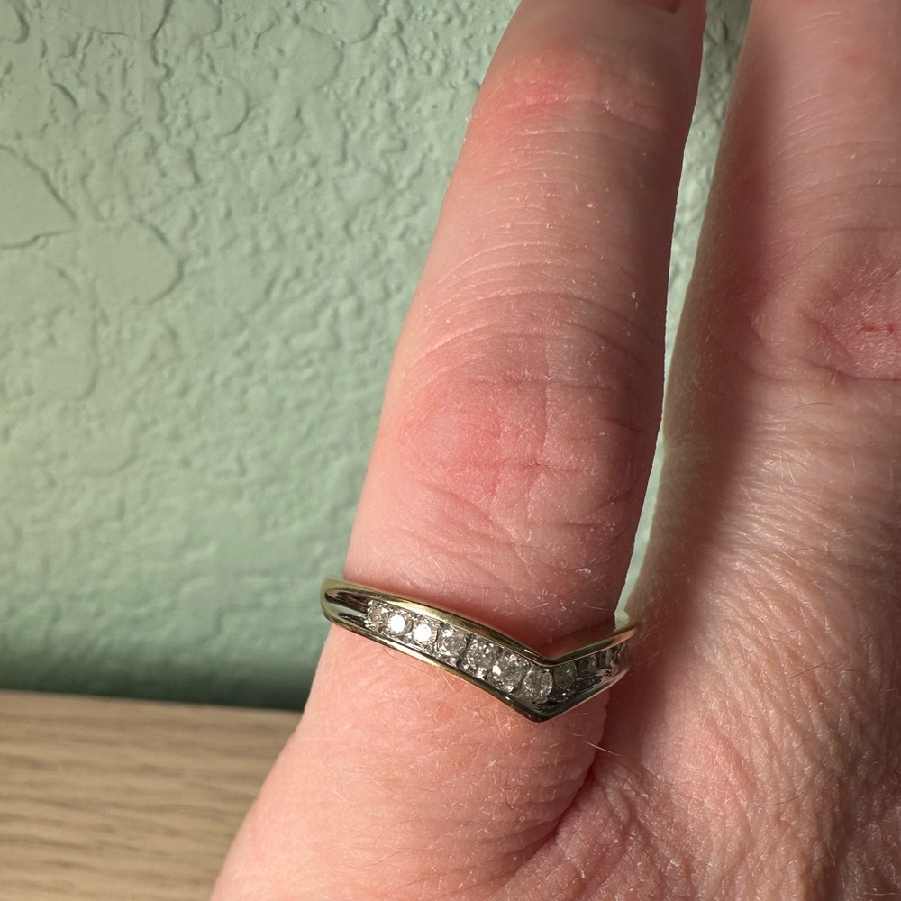 Diamond Chevron Ring- 10K Gold - Picture 11 of 13